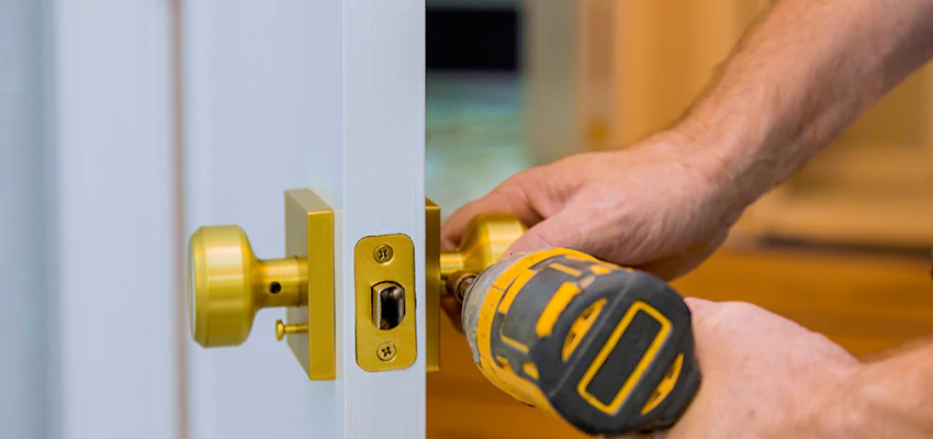 Local Locksmith For Key Fob Replacement in Country Club, California