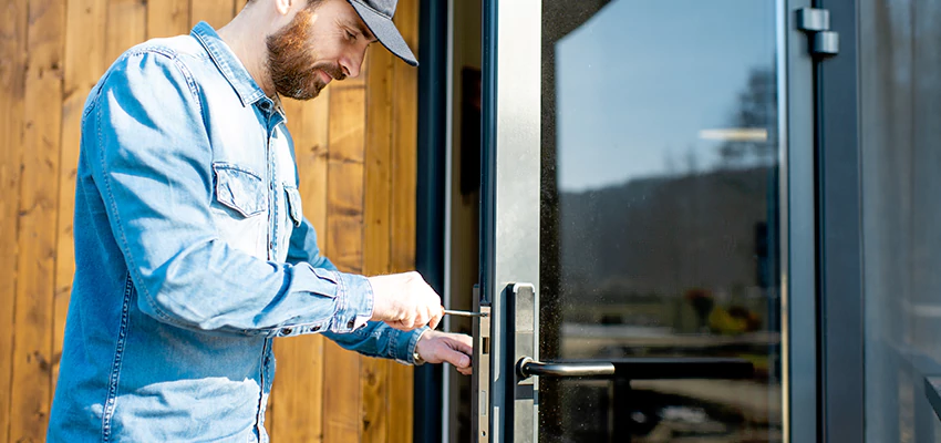 Frameless Glass Storefront Door Locks Replacement in Country Club, CA