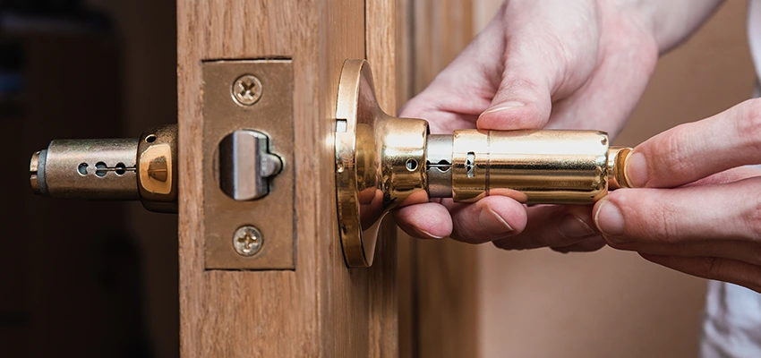 24 Hours Locksmith in Country Club, CA