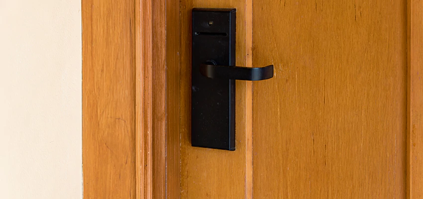 Quick Response Locksmith For Lock Repair in Country Club, California