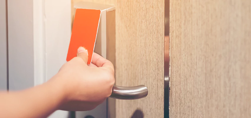 Electronic Locks Motor Repair in Country Club, California